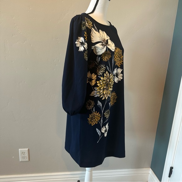 Ann Taylor Factory Sheath Dress in Navy Blue w/Floral 3/4 Bell Sleeves Size MP - Picture 15 of 17